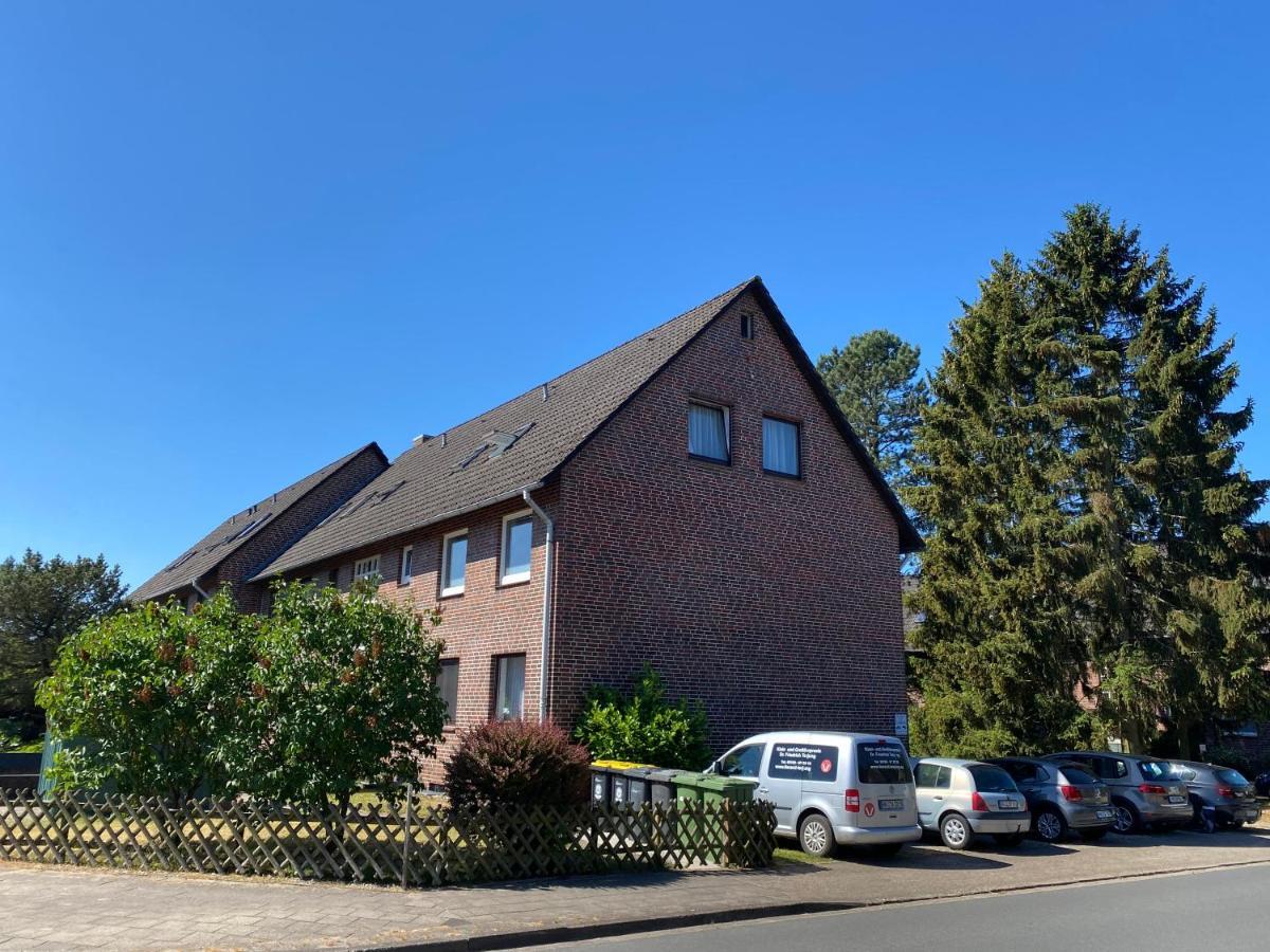 Stilvolle 2 Schlafzimmer Apartments Heidegarten, Osterheide, Zentrum 슈네베르딘겐 외부 사진