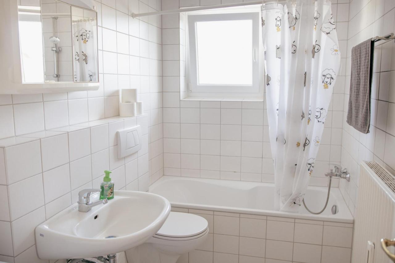 Stilvolle 2 Schlafzimmer Apartments Heidegarten, Osterheide, Zentrum 슈네베르딘겐 외부 사진